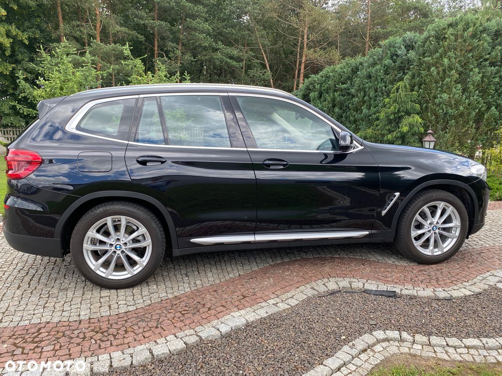 BMW X3 xDrive20d Luxury Line - 7