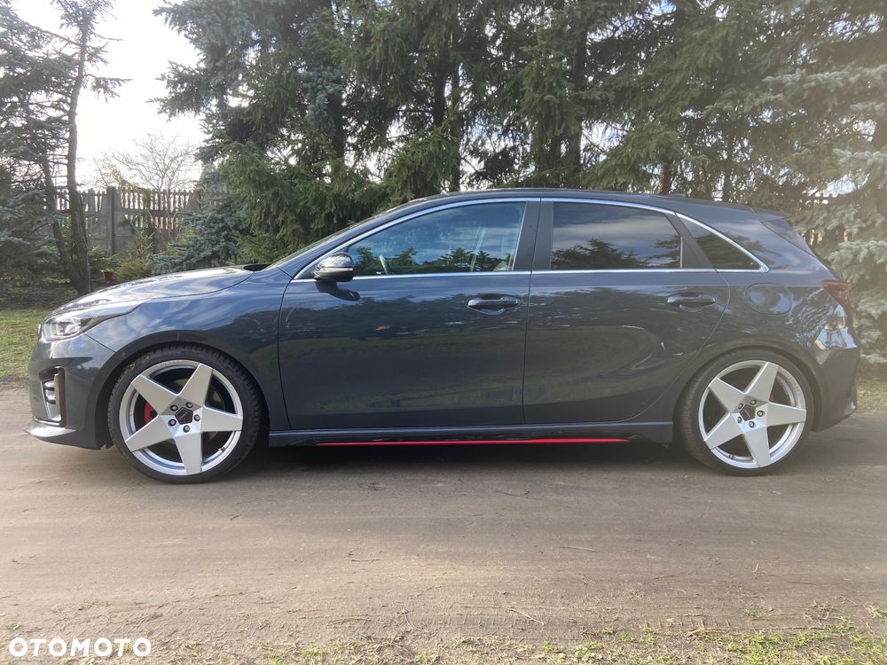 Kia Ceed 1.6 T-GDI GT - 2