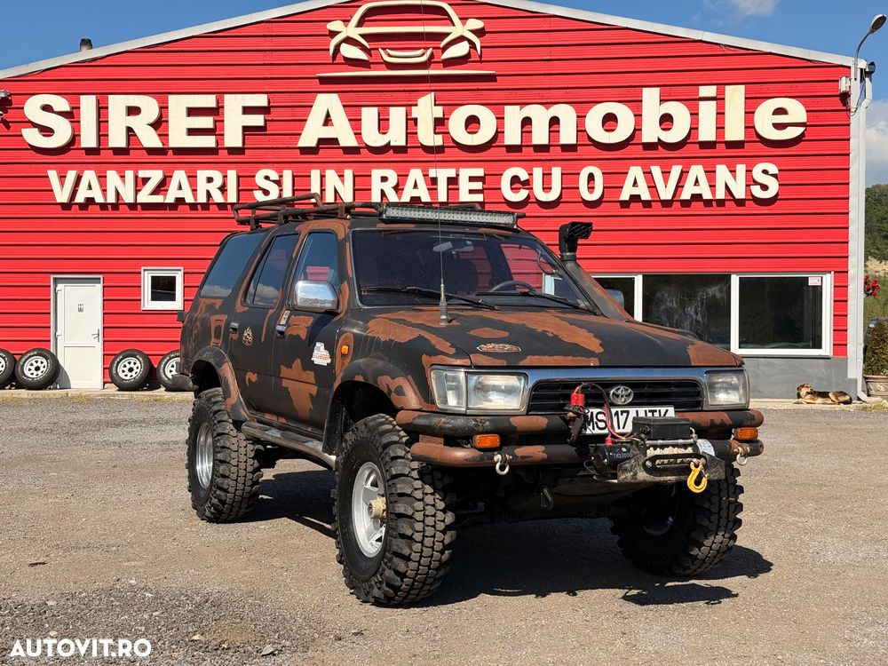 Toyota Hilux - 1