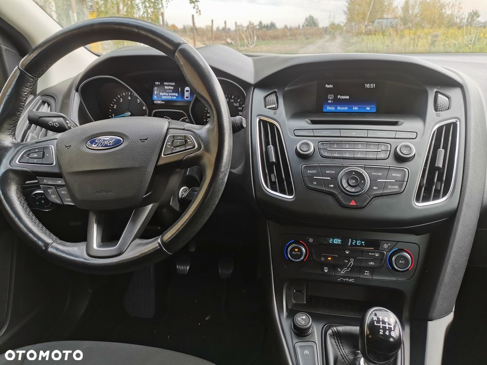 Ford Focus - 8