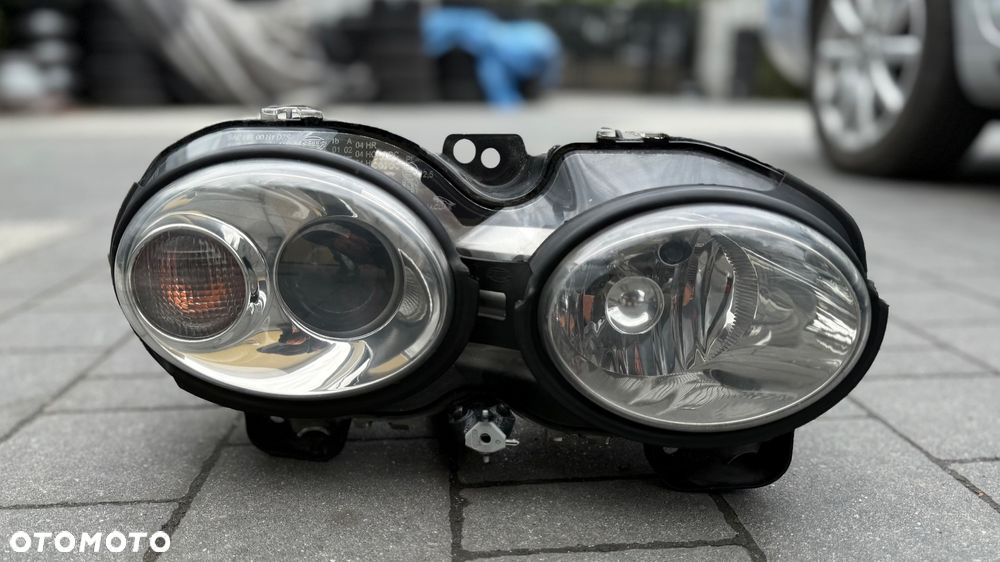 Lampa XENON JAGUAR X-TYPE X400 REFLEKTOR PRAWY 1X43-13W029-FJ HELLA Xtype x400 prawa 5dv008290 - 1