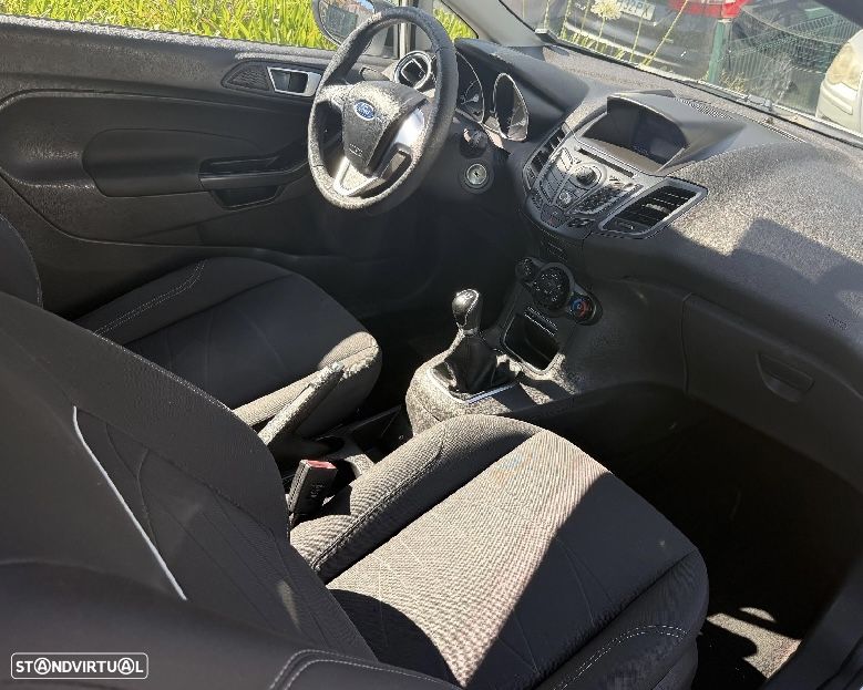 Ford Fiesta 1.25 Zetec - 8