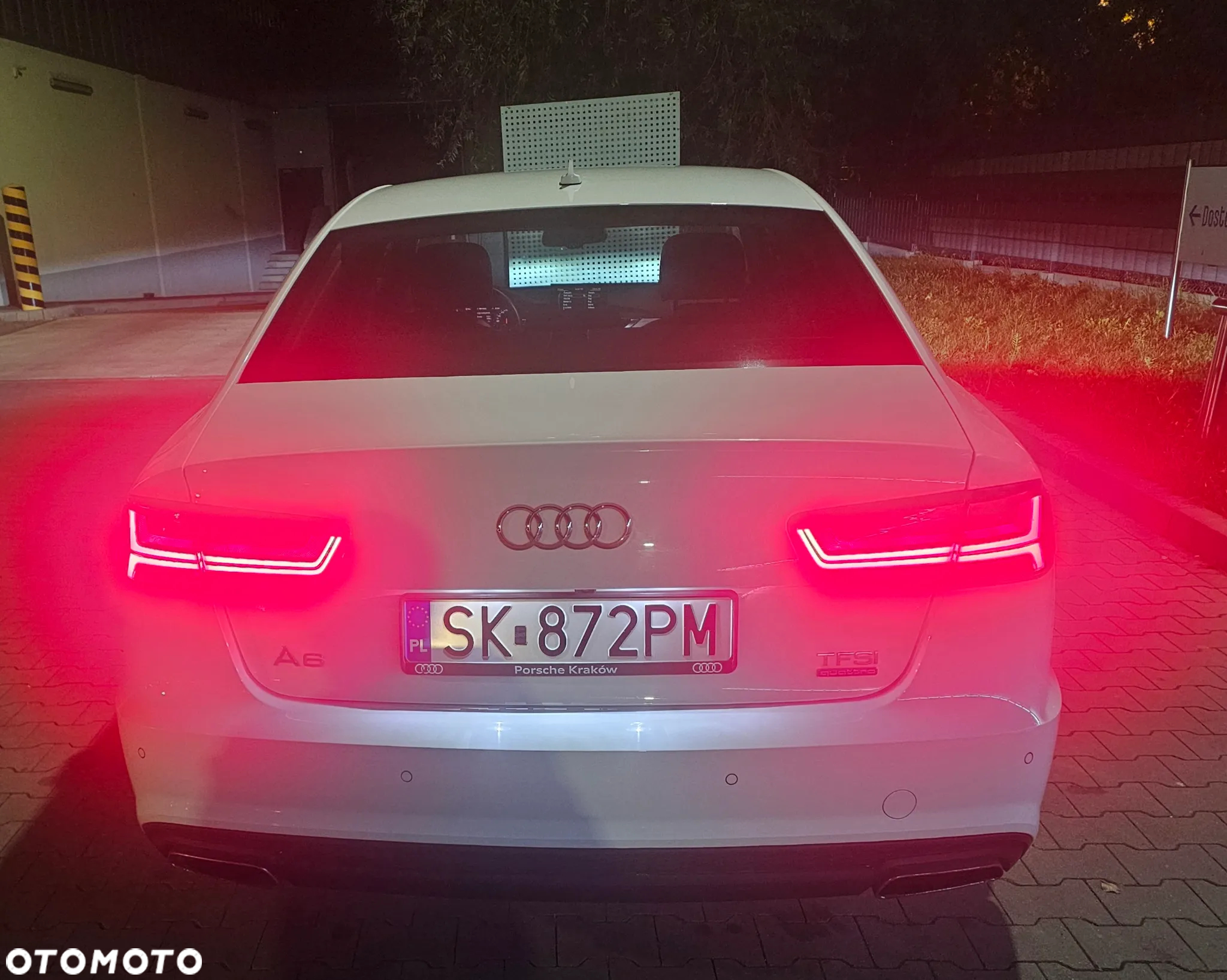 Audi A6 - 6