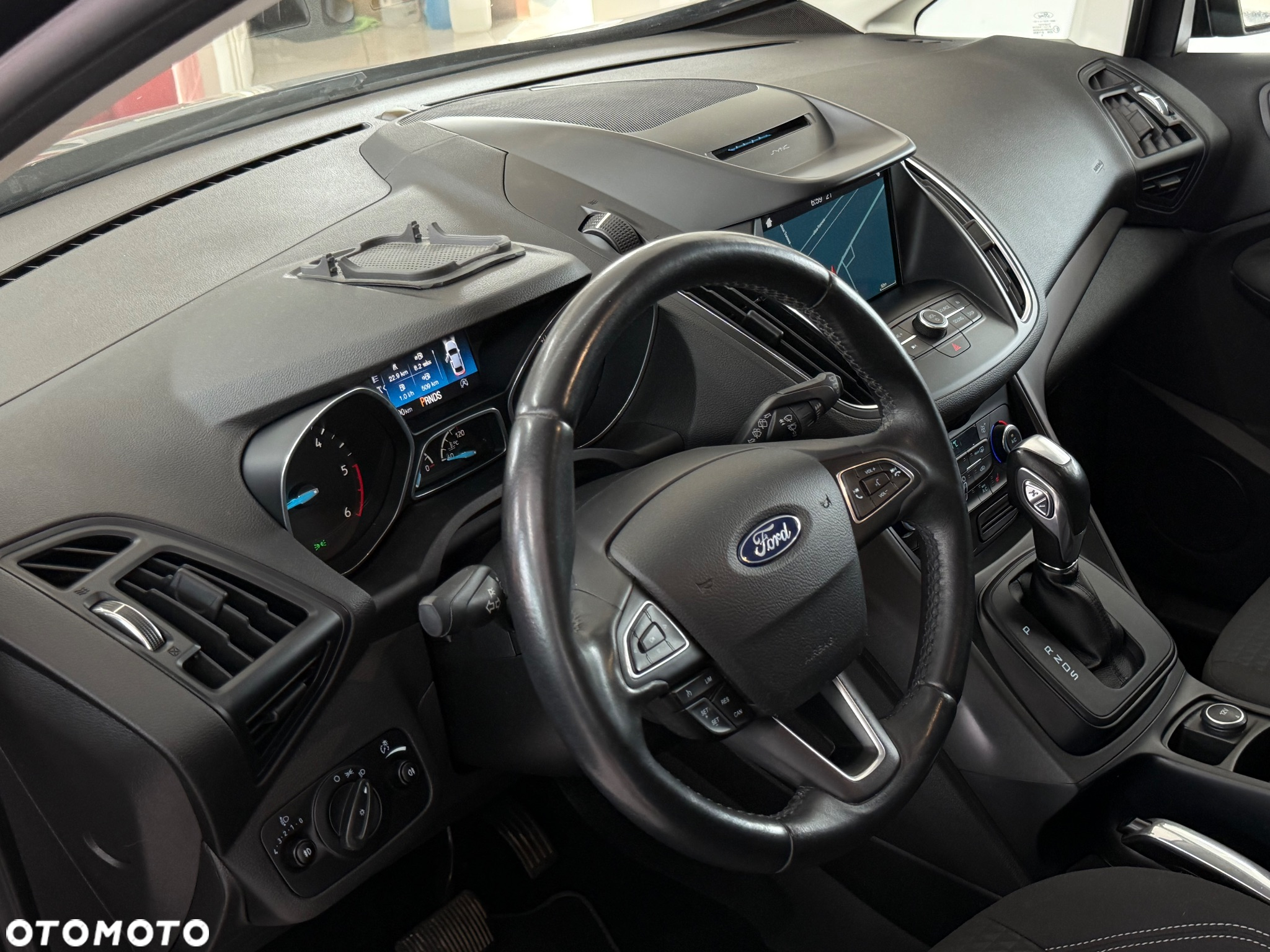Ford C-MAX 1.5 TDCi Edition - 14