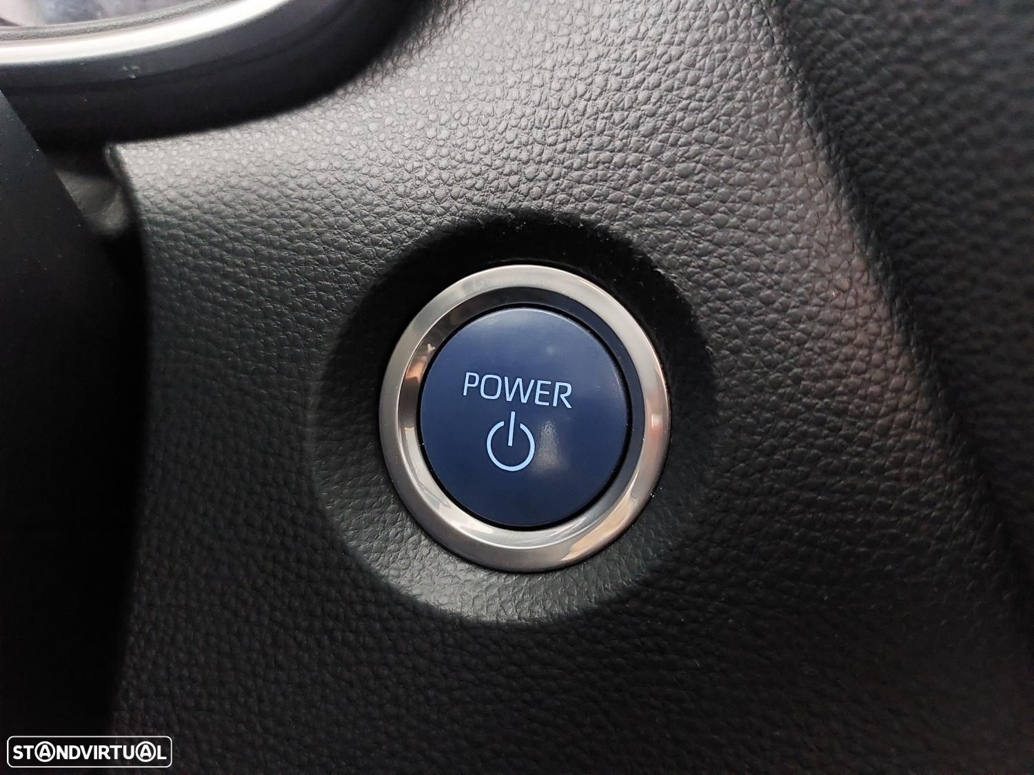 Toyota Corolla 1.8 Hybrid Exclusive - 31