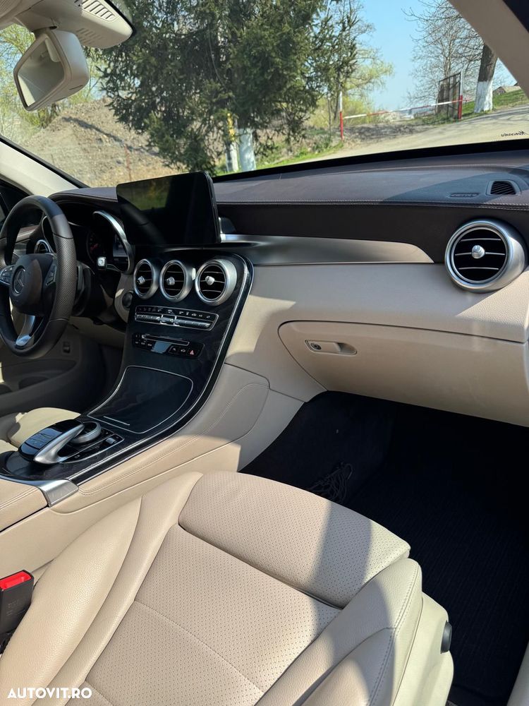 Mercedes-Benz GLC - 7