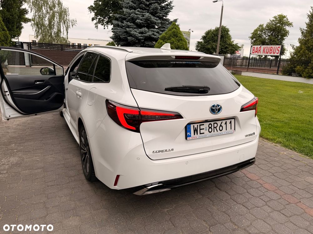 Toyota Corolla 1.8 Hybrid Executive - 36