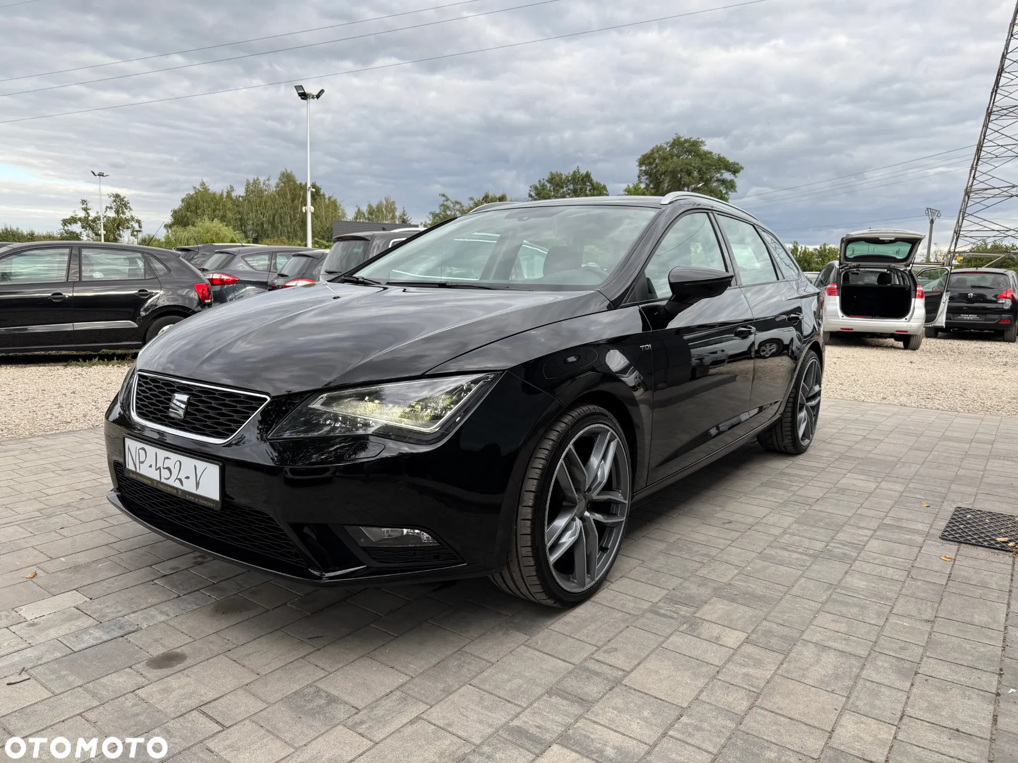 Seat Leon 2.0 TDI FR S&S - 23