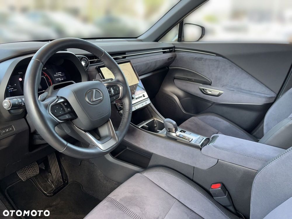 Lexus LBX 1.5 Hybrid Original Edition - 5