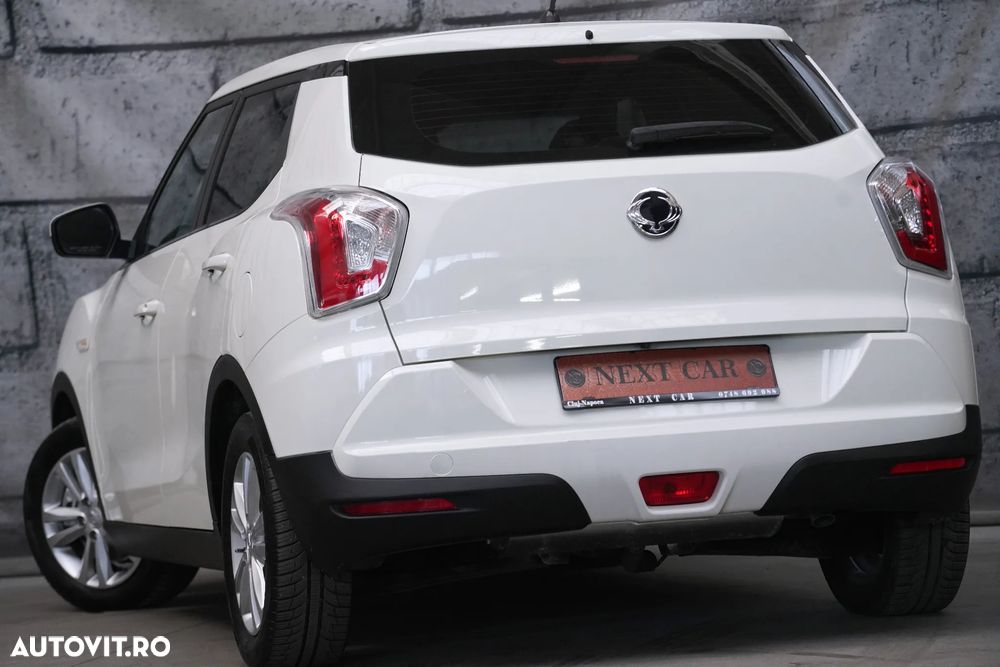 SsangYong Tivoli 1.6 e-XDi 4WD Aut. Onyx - 3