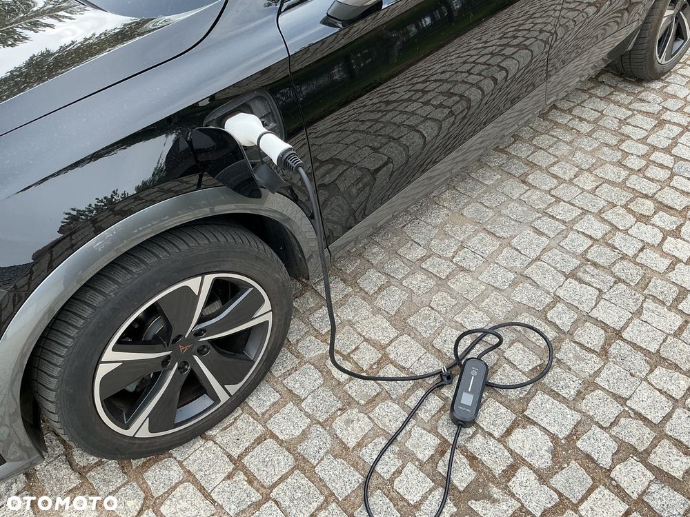 Cupra Formentor 1.4 e-Hybrid DSG Priority - 9