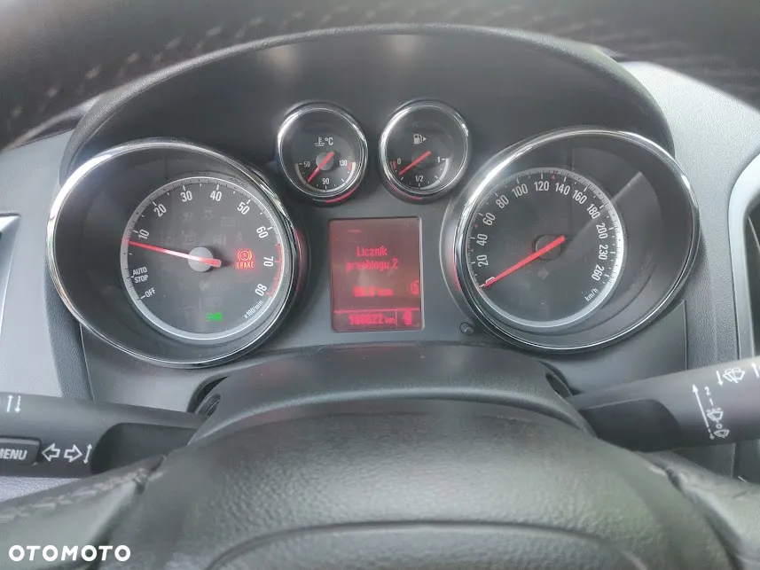 Opel Astra GTC 1.4 Turbo - 11