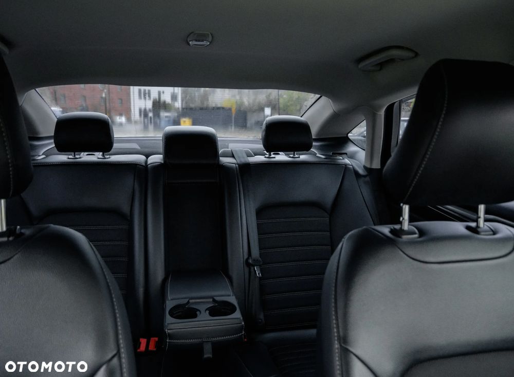 Ford Fusion - 32