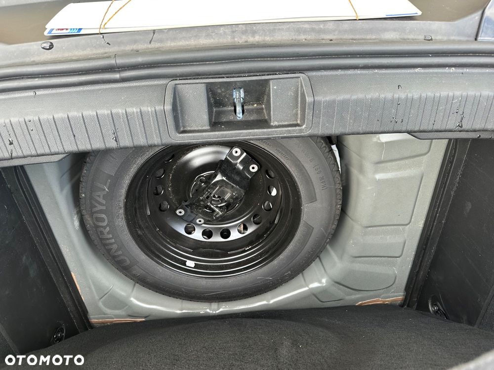 Renault Captur TCe 100 BUSINESS EDITION - 22