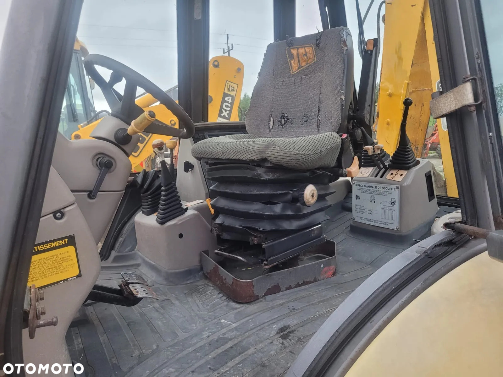 JCB 4CX - 9