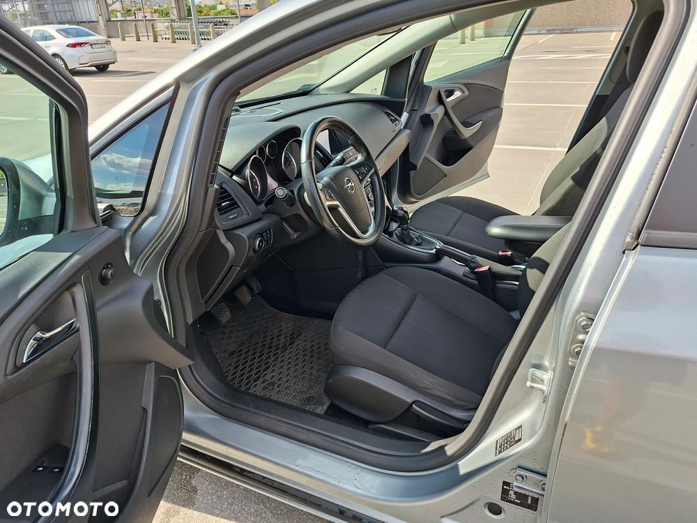 Opel Astra 1.4 Essentia - 19