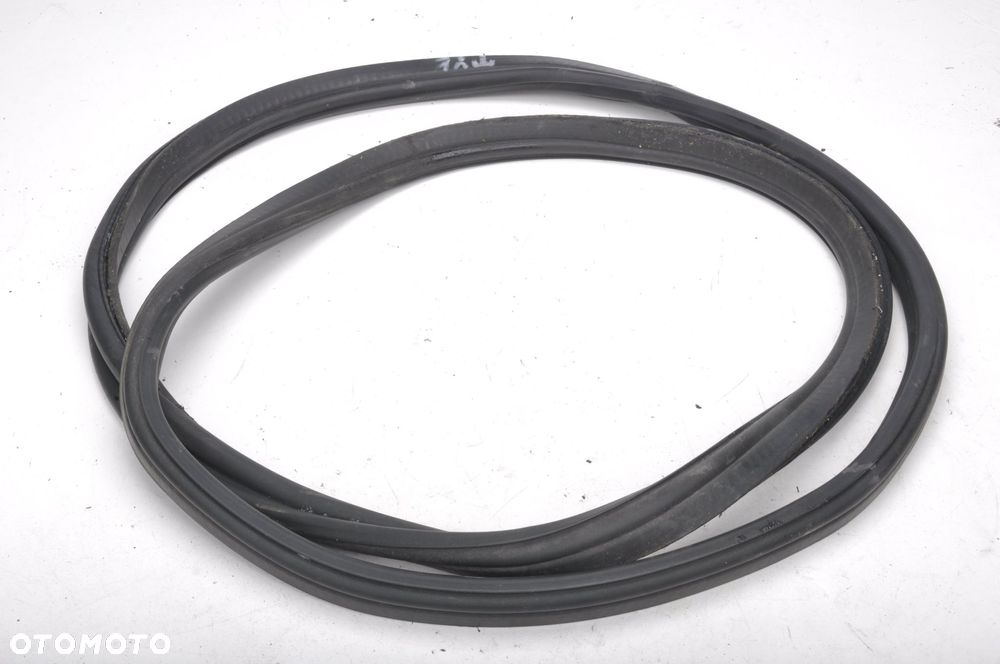 PORSCHE BOXSTER 986 USZCZELKA KLAPY P2 - 1