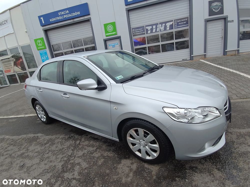 Peugeot 301 1.6 VTi Active - 3