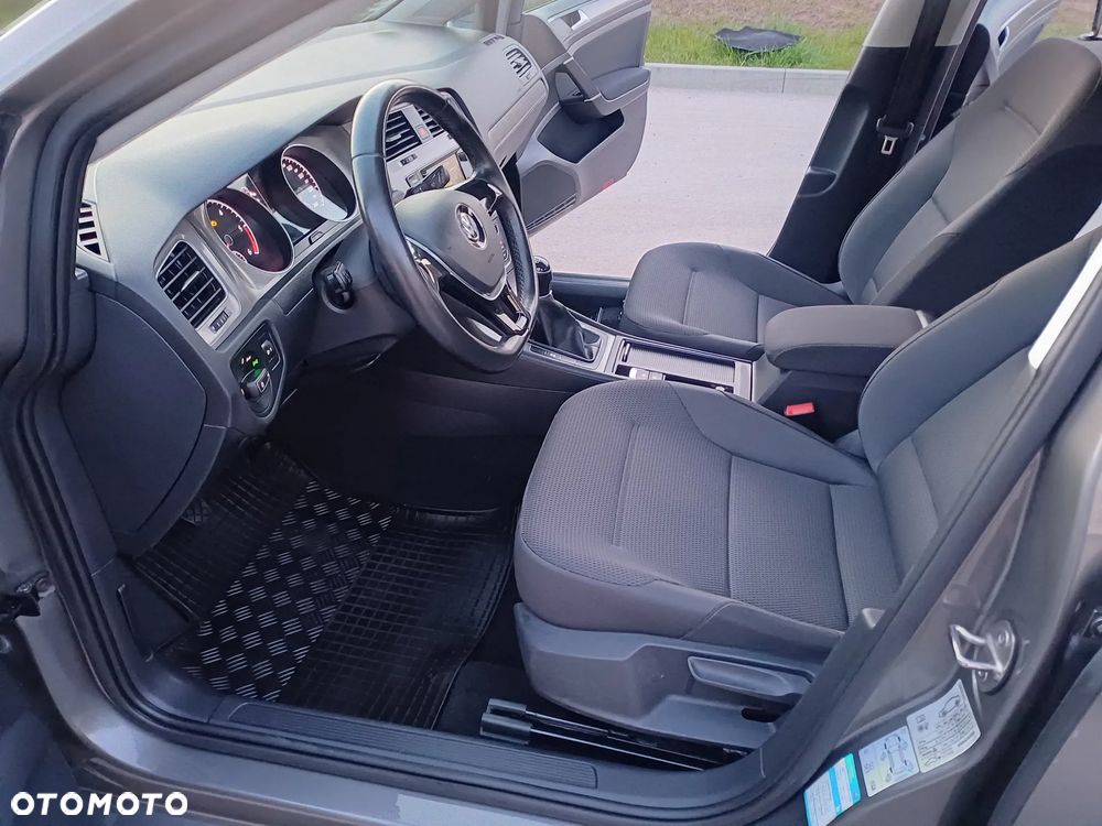 Volkswagen Golf 1.6 TDI (BlueMotion Technology) Comfortline - 19