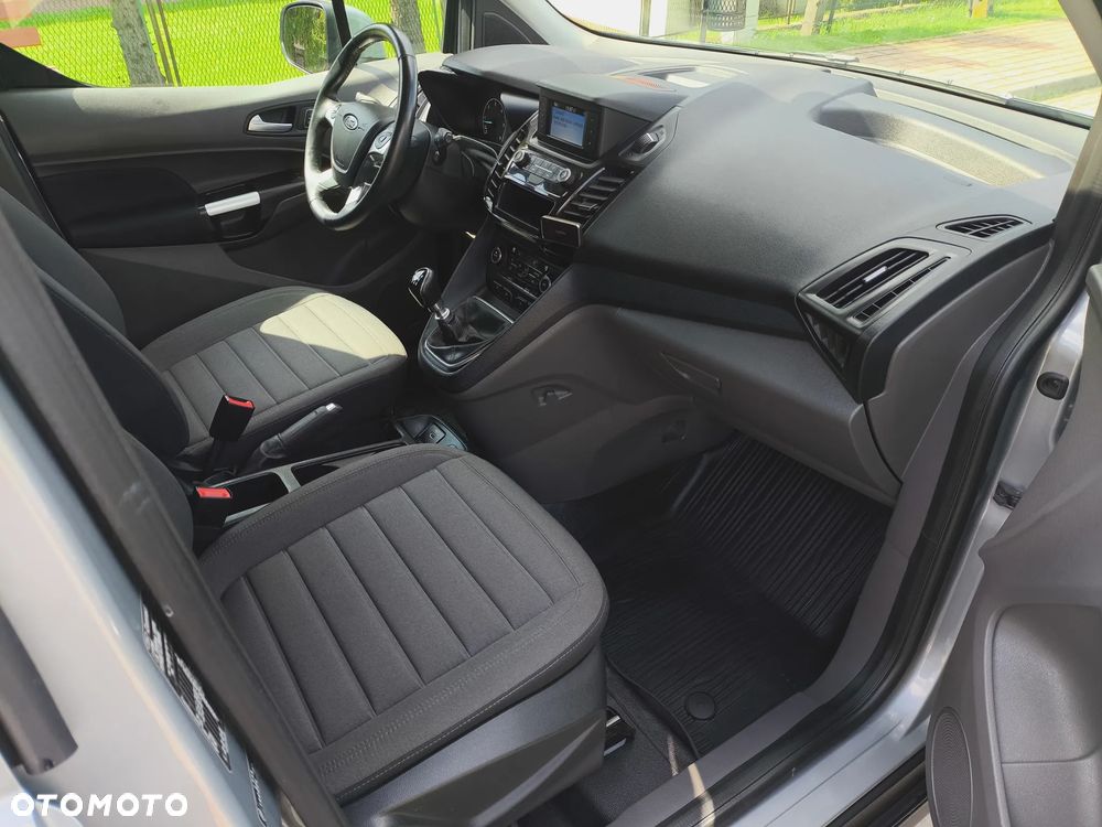 Ford Transit Connect - 21