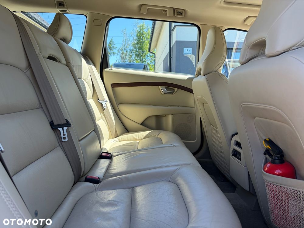 Volvo XC 70 - 32