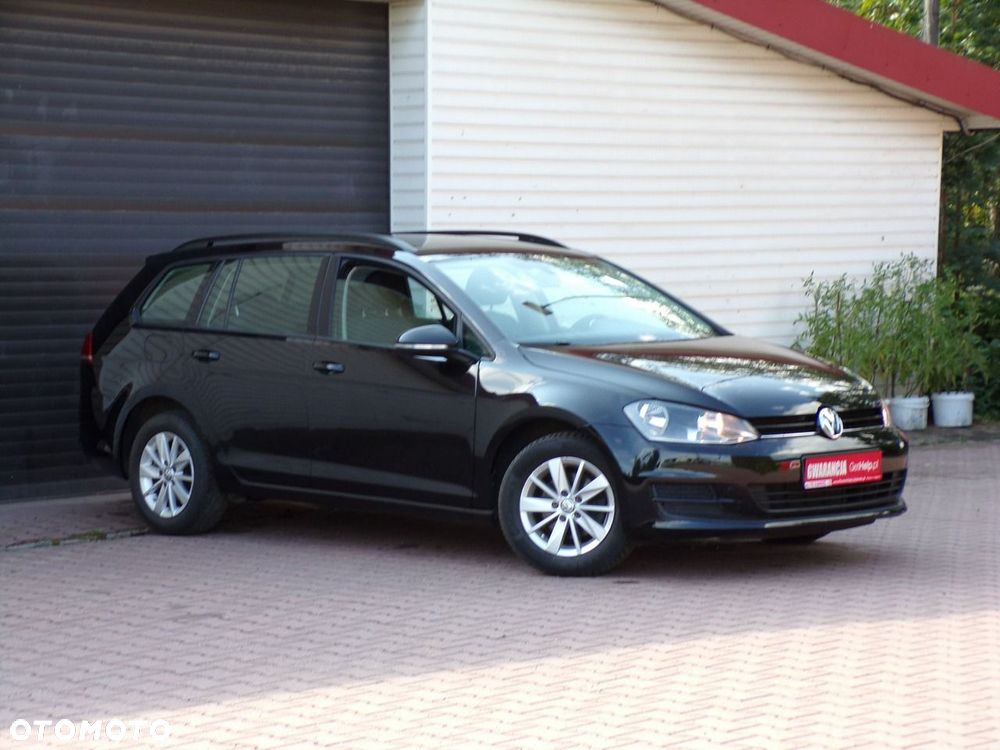 Volkswagen Golf - 2