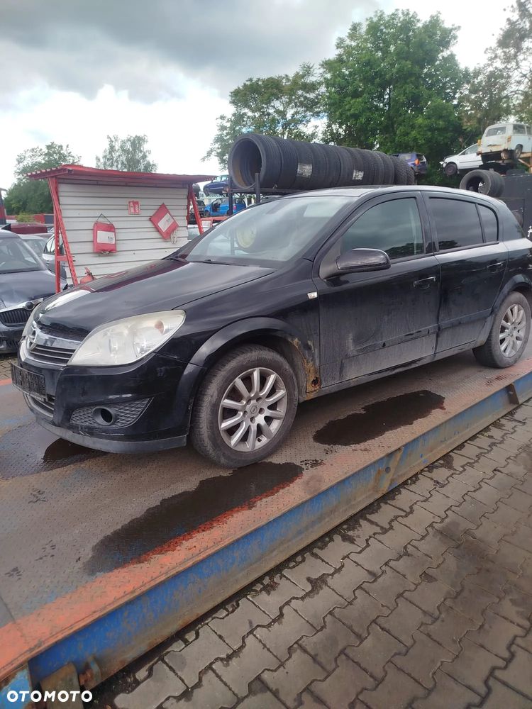 Opel Astra H na części. - 2