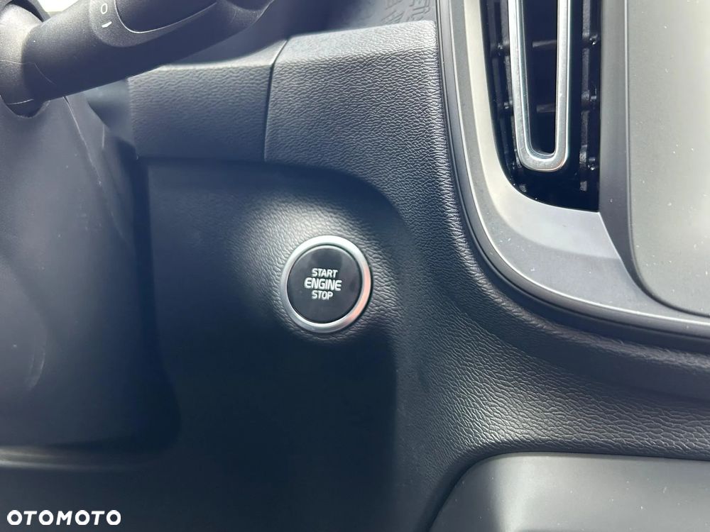 Volvo XC 40 T3 Momentum Pro - 38