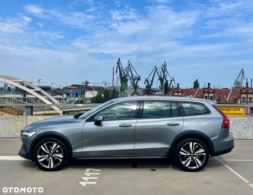 Volvo V60 Cross Country Pro D4 AWD - 9
