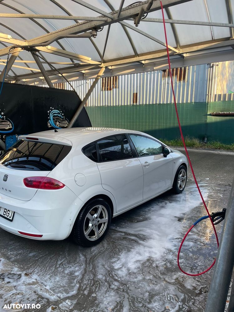 Seat Leon 1.6 TDI Style DSG - 3