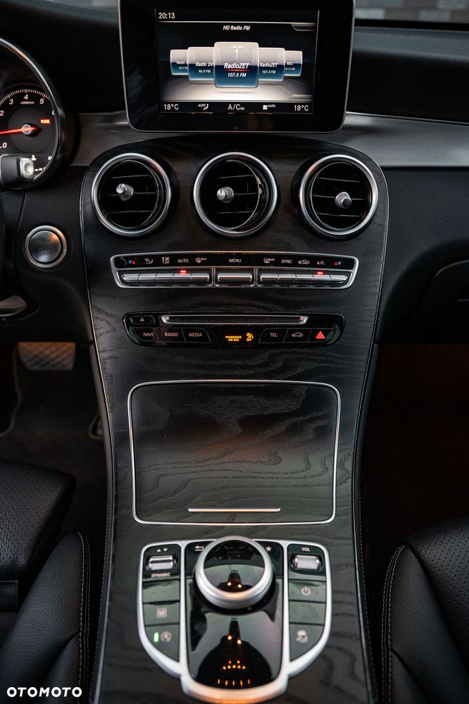 Mercedes-Benz GLC - 17