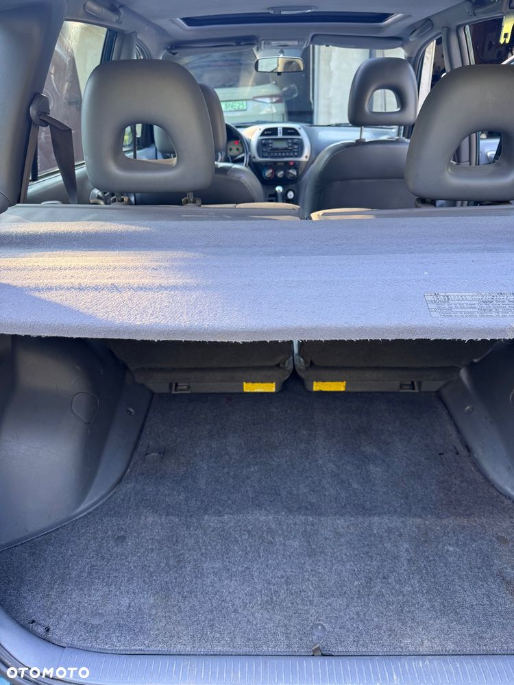 Toyota RAV4 2.0 D-4D 4x4 - 7