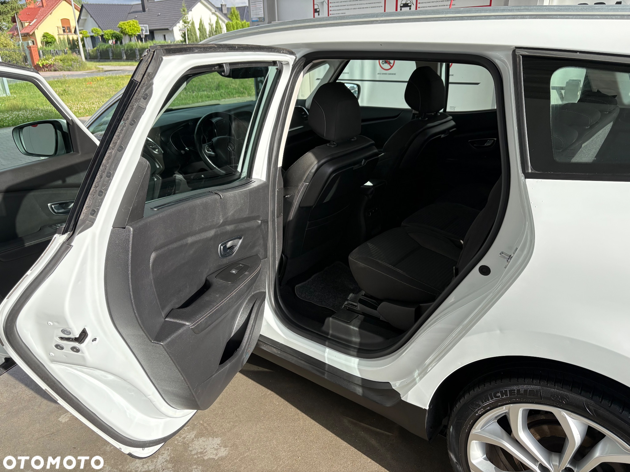 Renault Scenic - 14