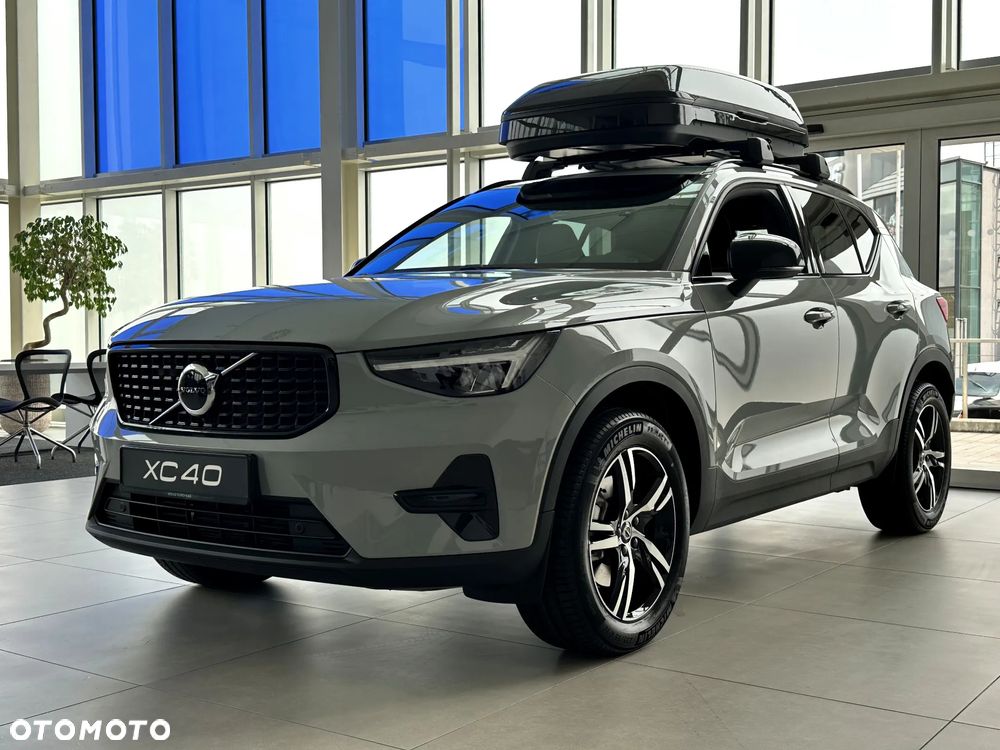 Volvo XC 40 B3 Plus Dark