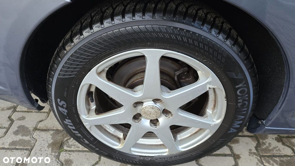 Toyota Avensis 2.0 D-4D Prestige - 26