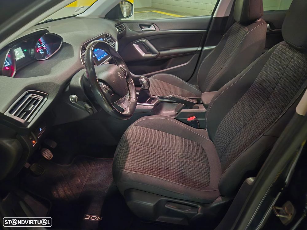 Peugeot 308 SW 1.6 BlueHDi Style - 28