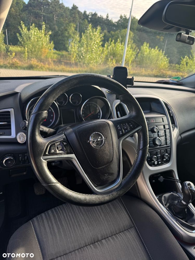 Opel Astra - 10