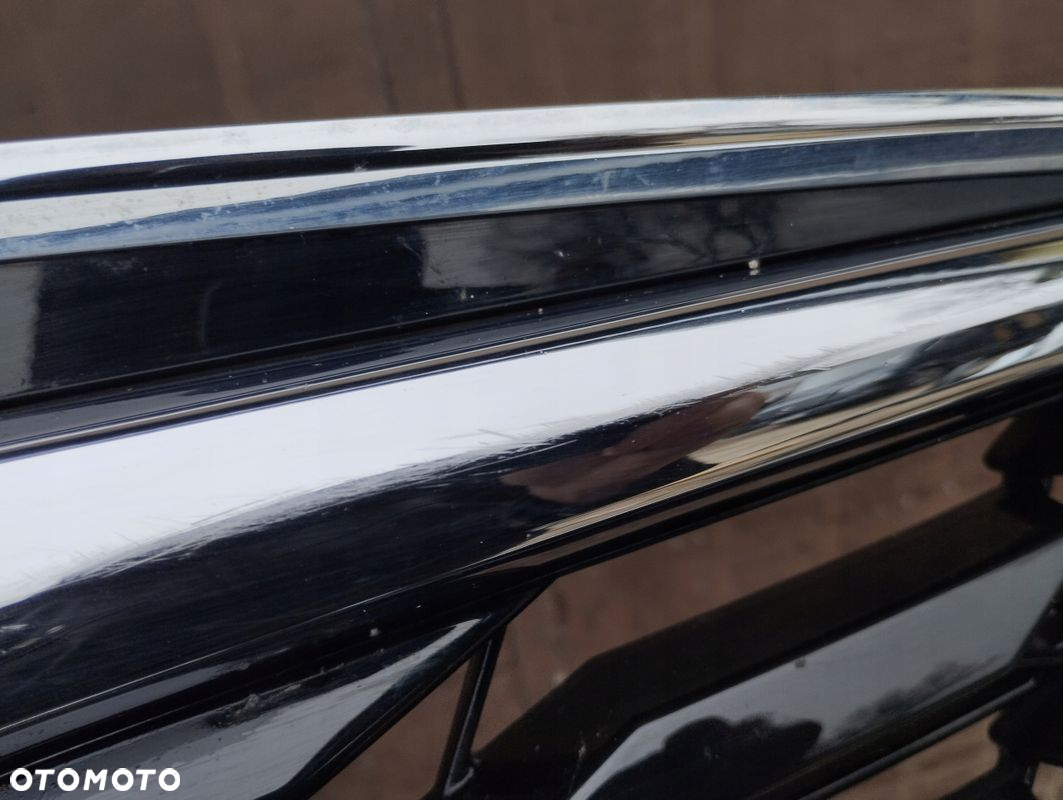 Grill Atrapa Toyota Highlander IV XU70 2019-^ - 8