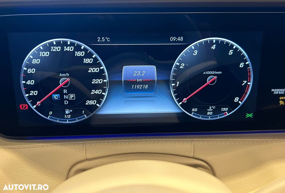 Mercedes-Benz S - 12