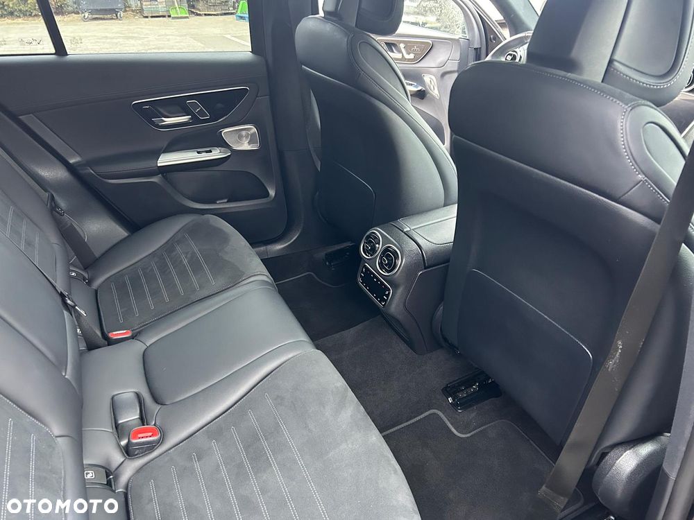 Mercedes-Benz GLC - 14