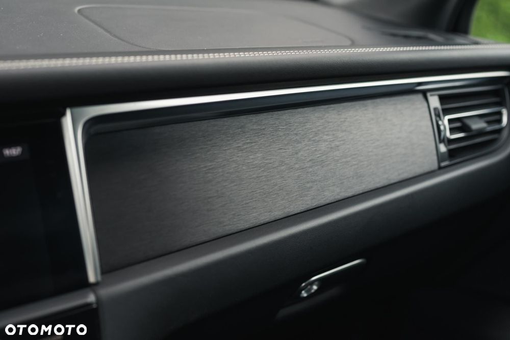 Porsche Macan GTS - 27