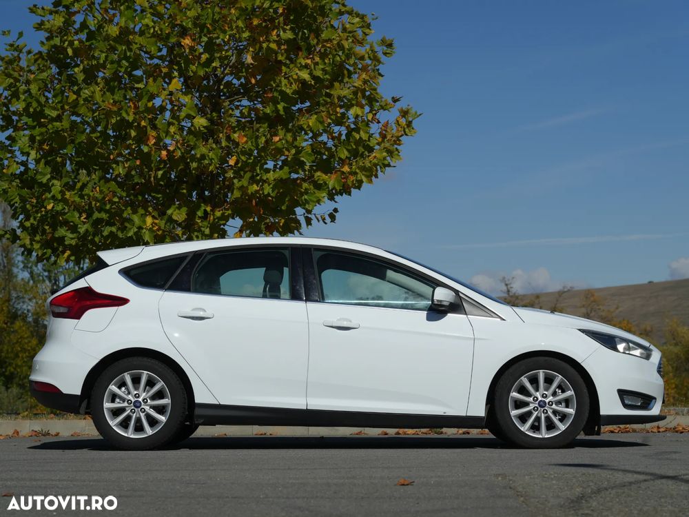 Ford Focus 1.5 TDCi DPF Start-Stopp-System Titanium - 24