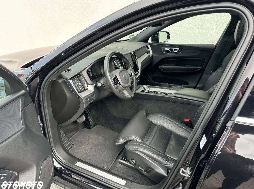 Volvo XC 60 B5 D AWD Geartronic Inscription - 11