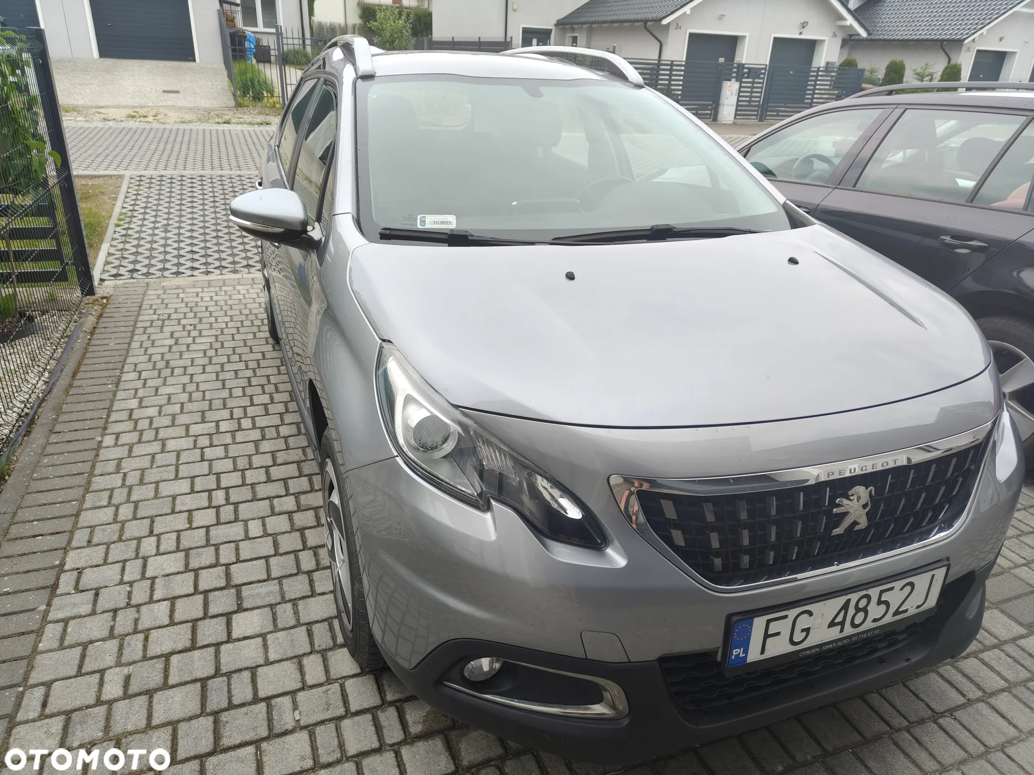 Peugeot 2008 1.2 Pure Tech Active - 9