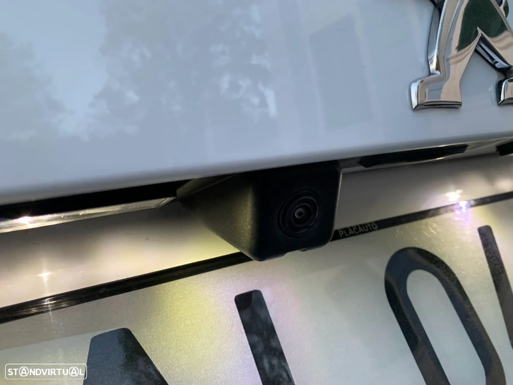 Peugeot 2008 1.5 BlueHDi Allure Pack - 13