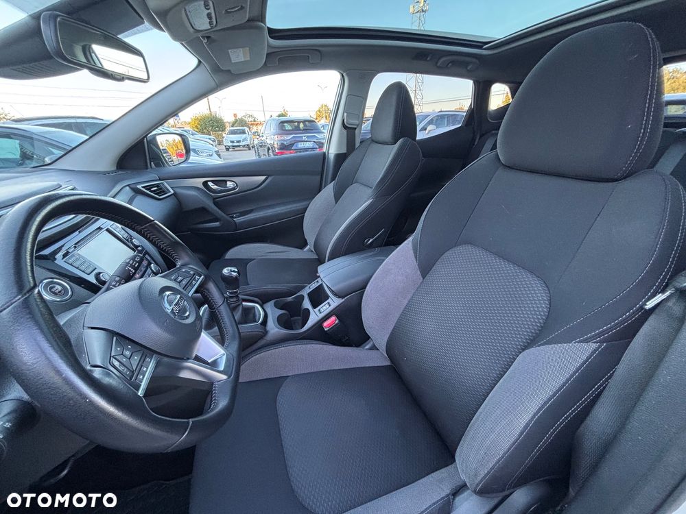 Nissan Qashqai - 16