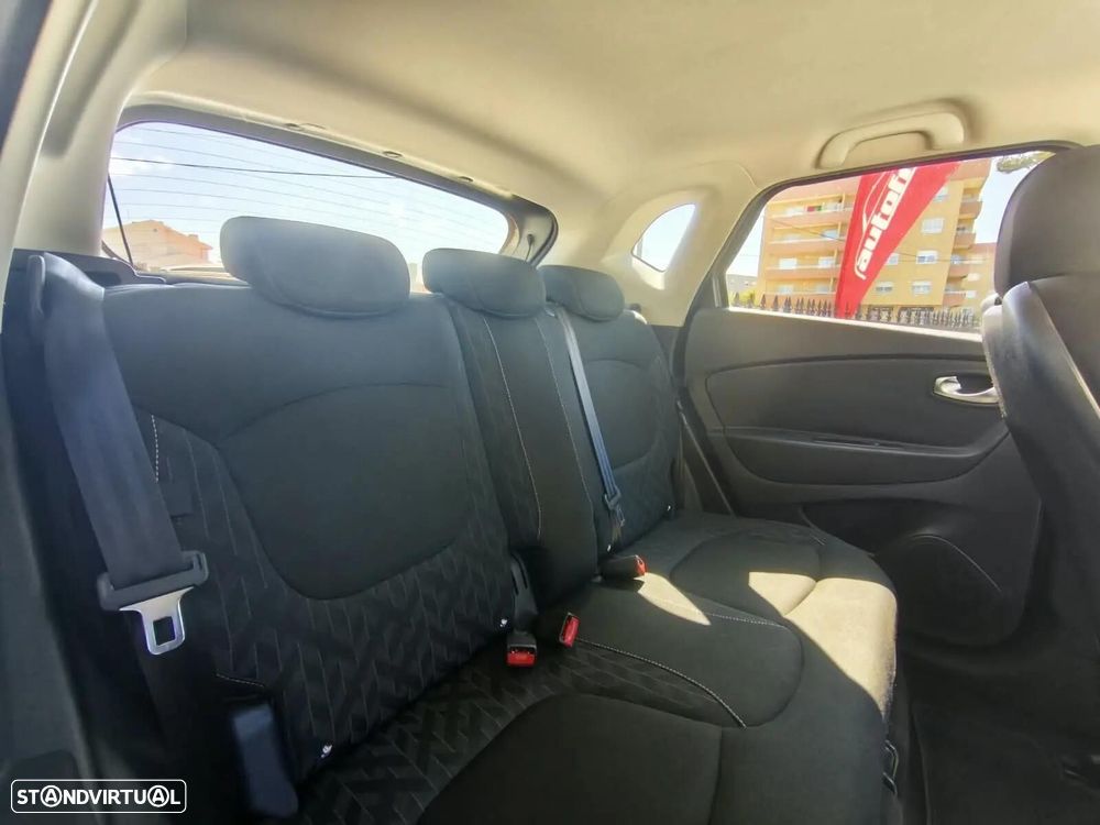 Renault Captur 1.0 TCe Exclusive - 11