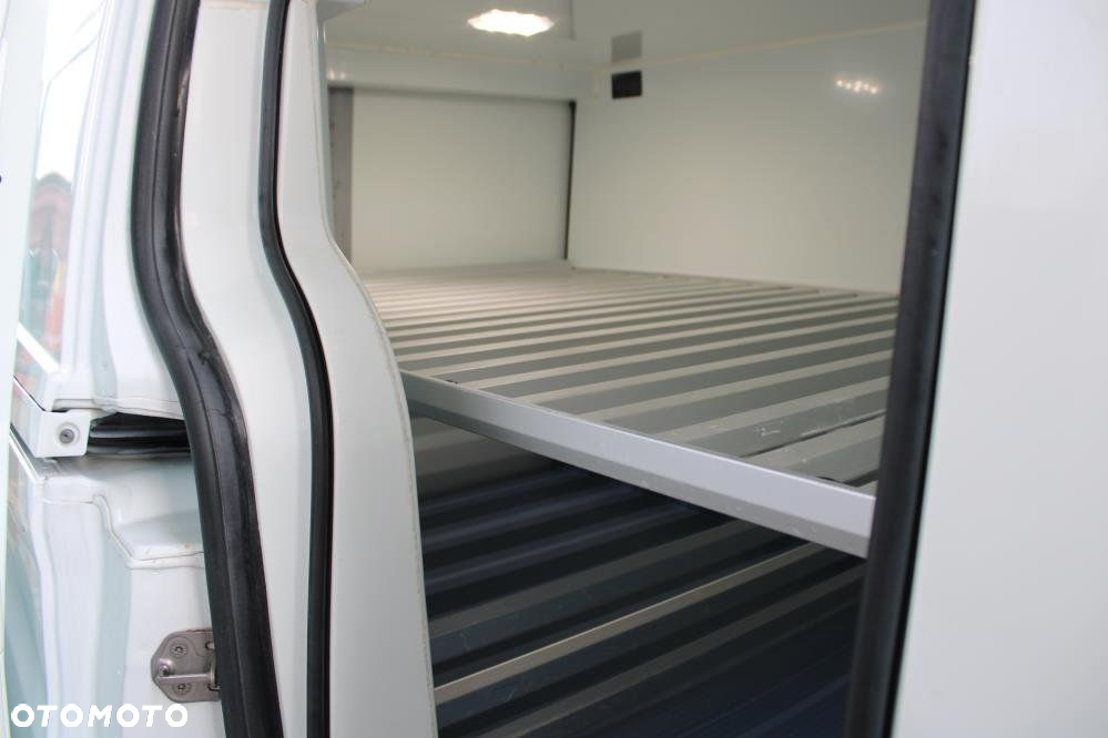 Ford transit-connect - 11