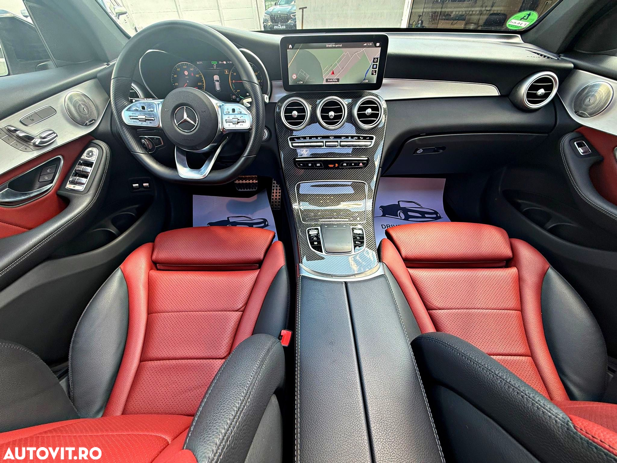 Mercedes-Benz GLC 300 e 4Matic 9G-TRONIC AMG Line Plus - 8