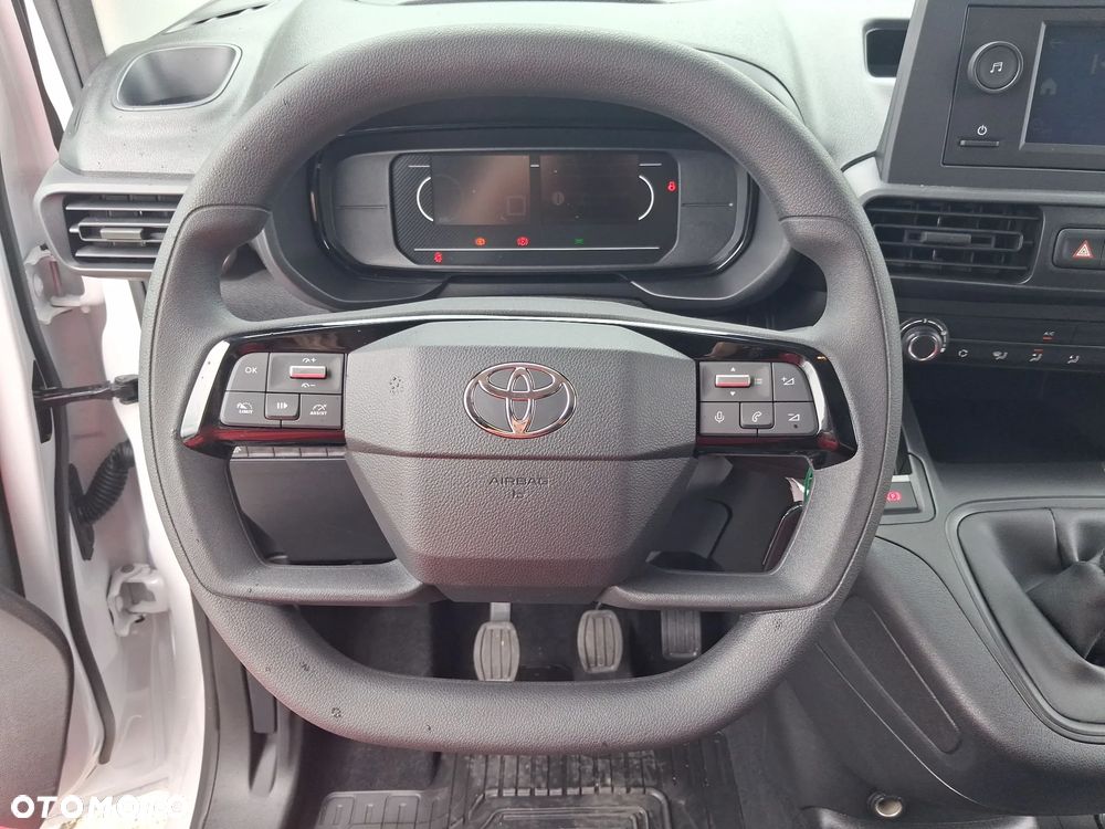 Toyota Proace CITY - 11